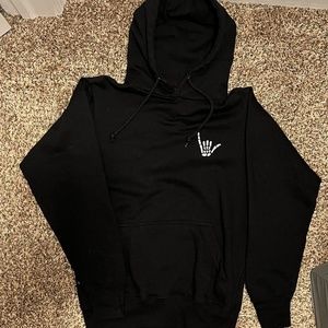 Black hoodie with skeleton-surf design